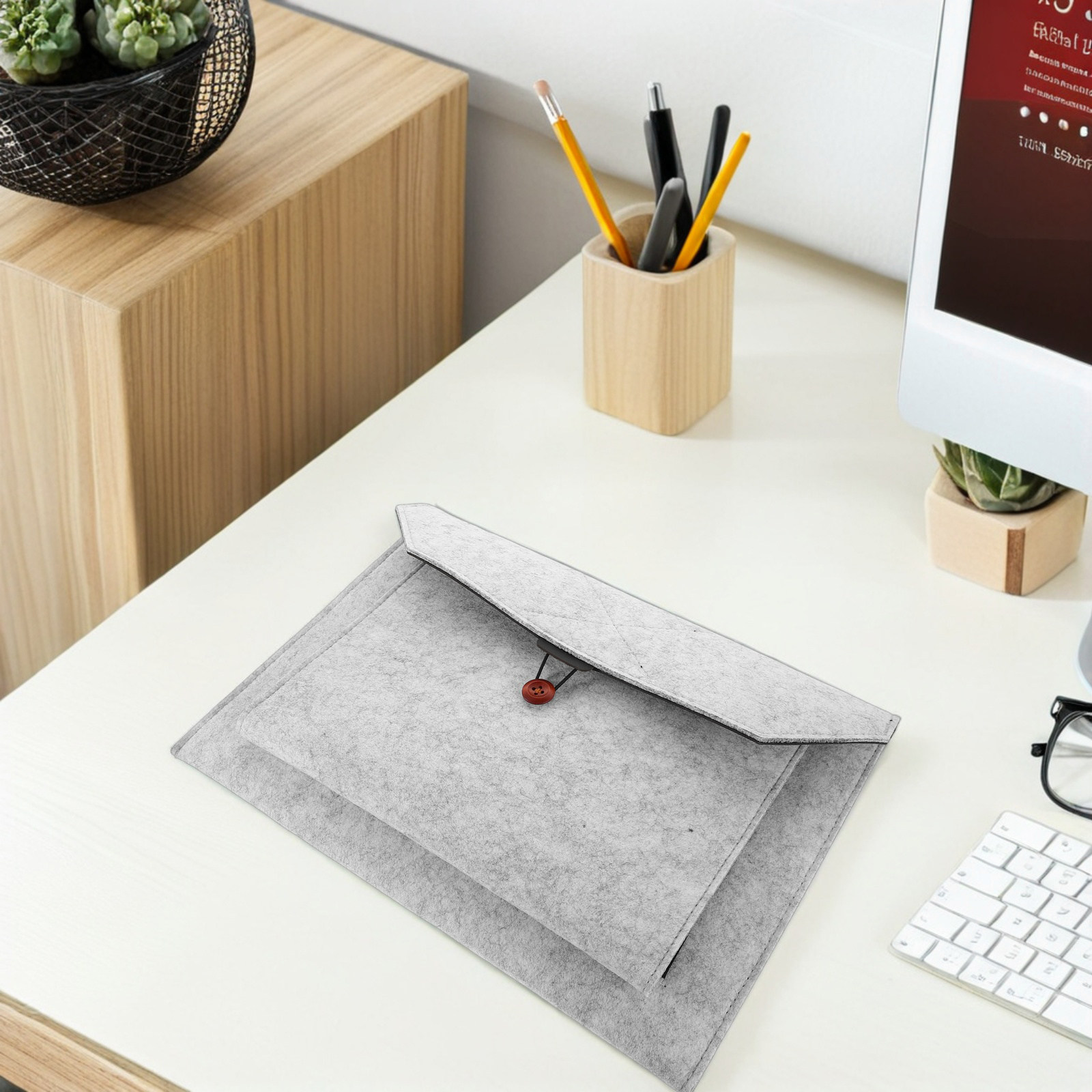 Tas Pelindung Laptop dan Table - Tablet Accessories For Students ulasan dan harga